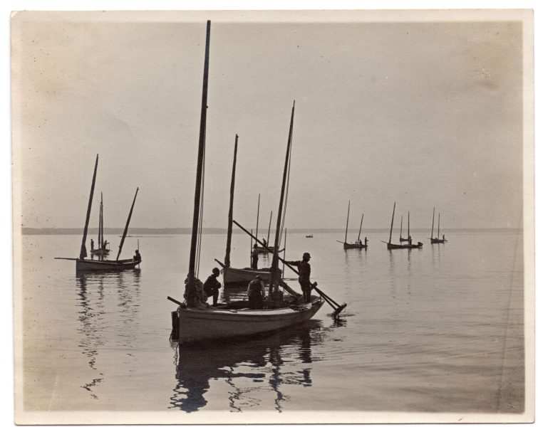 Potomac River Dories Tonging Burgess 1290 3578 755X600